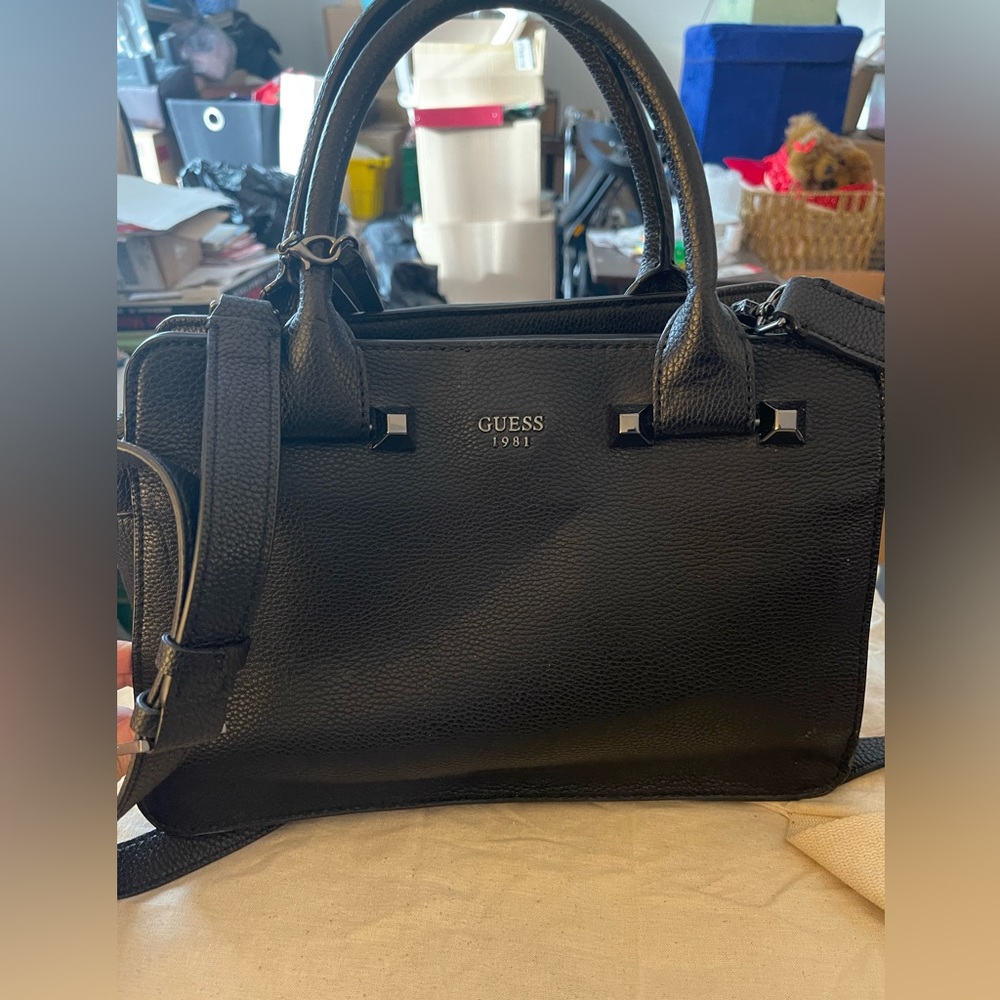 Small Guess tote